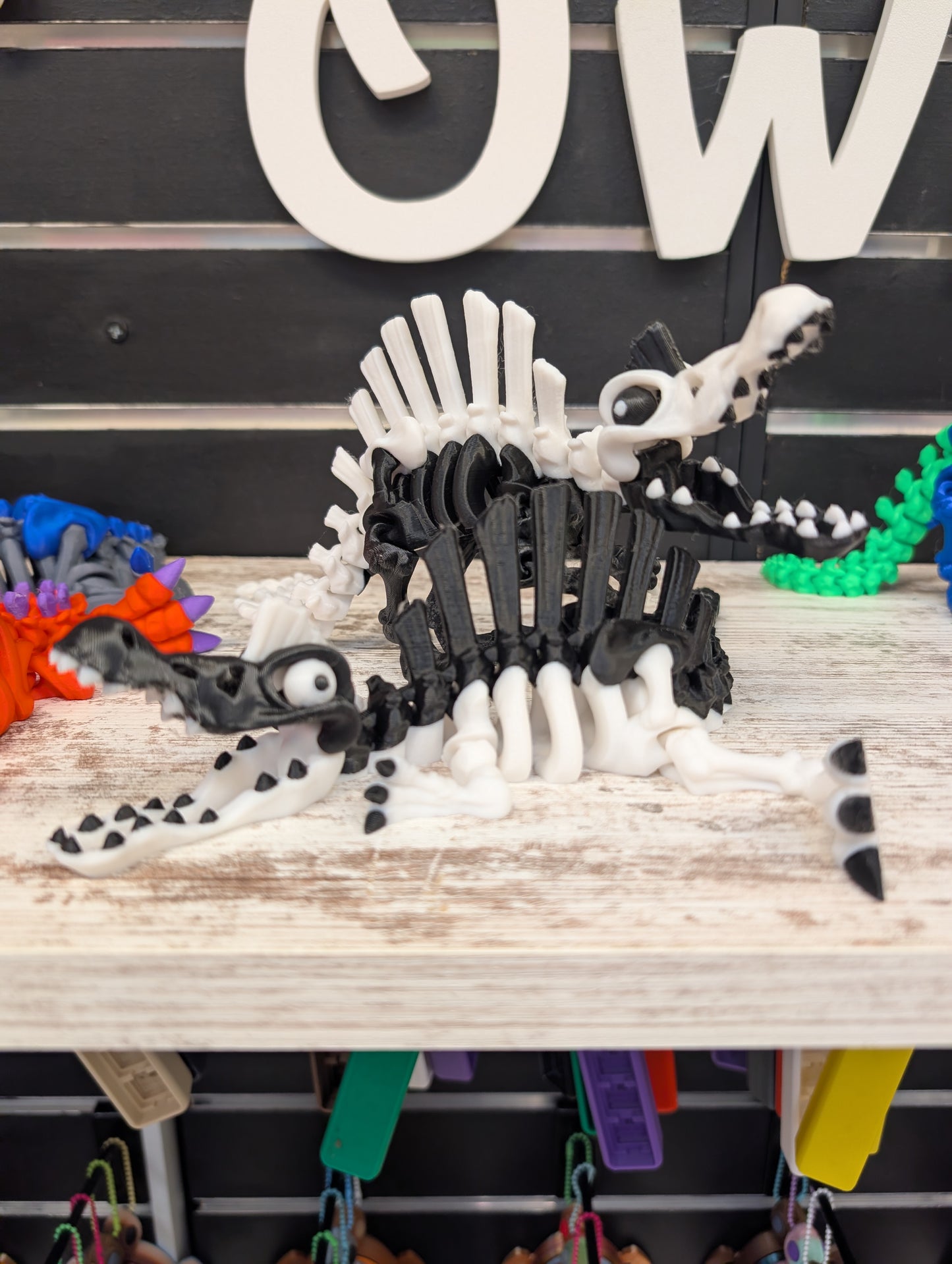 Skeleton Spinosaurus (Multi-Color)